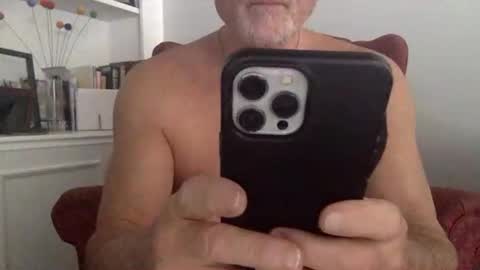 Snapshot of suntrdr077 chatting on 14, 12, 2025 suntrdr077 online show from 14, 12, 2025