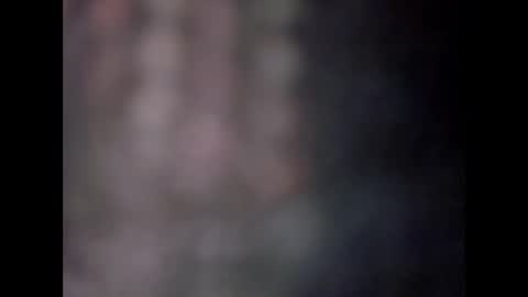 Snapshot of suntroll chatting on 5, 2, 2025 Suntroll online show from 5, 2, 2025