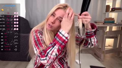 Snapshot of super_peach_stream chatting on 5, 2, 2025 ANNApvt open full info in bio online show from 5, 2, 2025