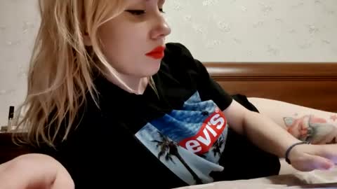 Annie online show from 7, 12, 2024