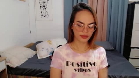 Snapshot of superhotvaleria chatting on 3, 5, 2026 Im val online show from 3, 5, 2026