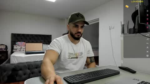 supermanboyxxl online show from 2, 2, 2026