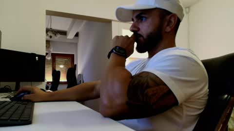 Snapshot of supermanboyxxl chatting on 5, 8, 2026 supermanboyxxl online show from 5, 8, 2026