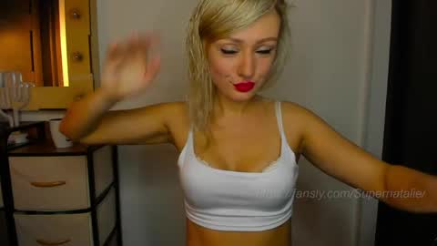 Snapshot of supernatalie chatting on 5, 5, 2026 Natalie online show from 5, 5, 2026
