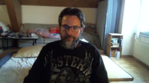 Snapshot of supersquirrel81 chatting on 4, 10, 2025 supersquirrel81 online show from 4, 10, 2025