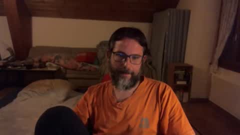 Snapshot of supersquirrel81 chatting on 21, 10, 2025 supersquirrel81 online show from 21, 10, 2025