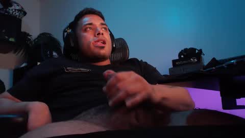 Snapshot of supertoaster69 chatting on 21, 3, 2026 supertoaster69 online show from 21, 3, 2026