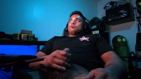 Snapshot of supertoaster69 chatting on 11, 4, 2026 supertoaster69 online show from 11, 4, 2026