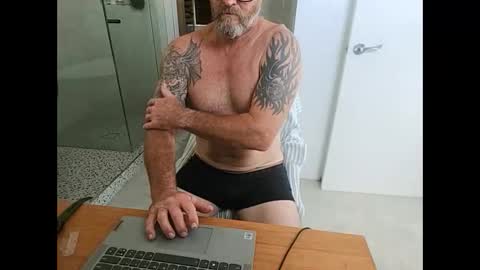 Snapshot of surfdog2908 chatting on 12, 3, 2025 surfdog2908 online show from 12, 3, 2025