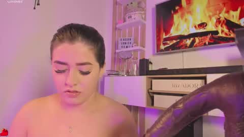     online show from 23, 10, 2025