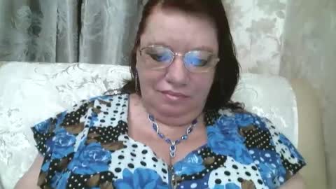 Snapshot of susanaahsun chatting on 6, 5, 2026 SusanaAhSun online show from 6, 5, 2026