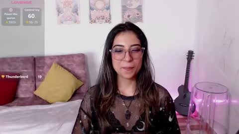 Susana hendrix    online show from 6, 1, 2026