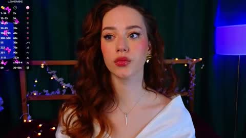 Snapshot of susanfitz chatting on 28, 11, 2025 Stacy online show from 28, 11, 2025