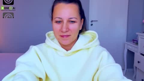 SusanJewel online show from 18, 9, 2025