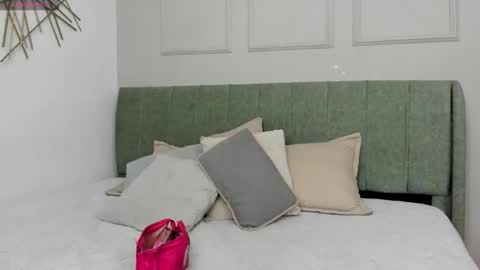 Amelia  online show from 25, 2, 2026