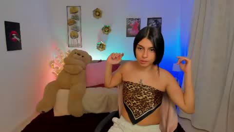 Snapshot of susi_doll1 chatting on 21, 6, 2026 susi_doll1 online show from 21, 6, 2026
