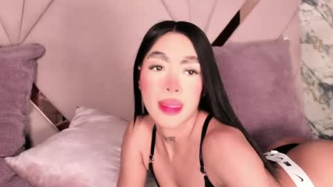 Sussie Tompsom online show from 23, 4, 2026