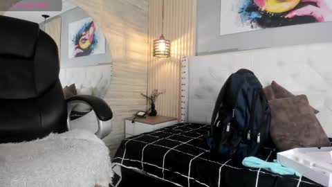   online show from 16, 4, 2026