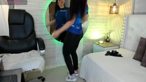 Snapshot of sussy__stone chatting on 23, 4, 2026 online show from 23, 4, 2026