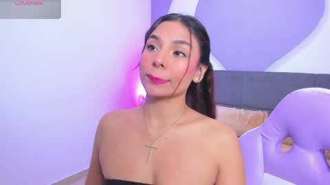 sussy_sweet4u online show from 9, 4, 2026