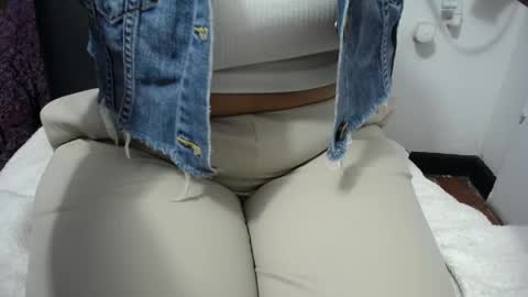 Snapshot of susy_perverttt chatting on 7, 6, 2026 susy_perverttt online show from 7, 6, 2026