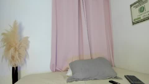 suzan__cooper2 online show from 6, 8, 2026