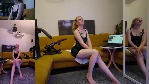 Snapshot of suzannexxxxxx chatting on 26, 5, 2026 suzannexxxxxx online show from 26, 5, 2026
