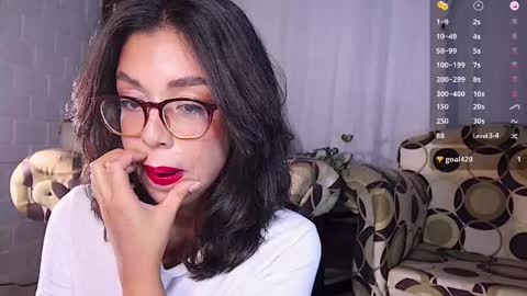 Snapshot of suziekill chatting on 30, 10, 2025 Suzie online show from 30, 10, 2025