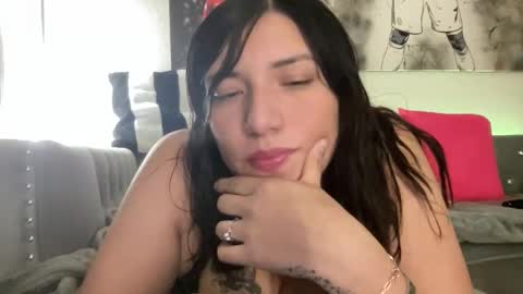 Snapshot of suzyishellawet chatting on 16, 1, 2026 Suzy online show from 16, 1, 2026