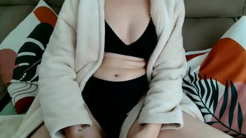 The real sugar baby   Suzy Summer   online show from 24, 11, 2025