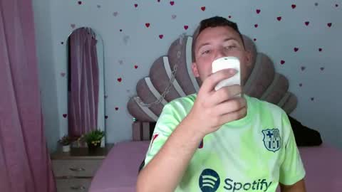 Snapshot of sven_fox723 chatting on 10, 5, 2026 Sven online show from 10, 5, 2026