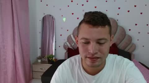 Snapshot of sven_fox723 chatting on 15, 5, 2026 Sven online show from 15, 5, 2026