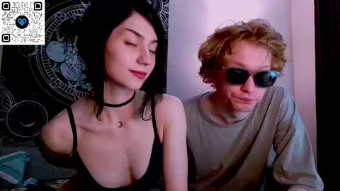 sweaties3 online show from 18, 11, 2025