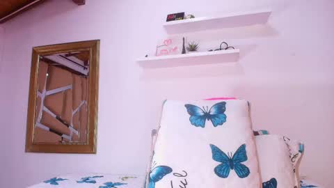 Debora  online show from 12, 9, 2025