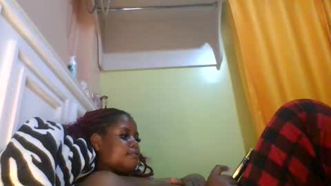 sweet52537 online show from 4, 2, 2026