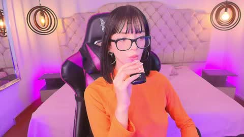 Snapshot of sweet_1angel chatting on 13, 4, 2026 Sweet 1Angel online show from 13, 4, 2026
