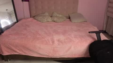 sweet__cat__ online show from 5, 6, 2026