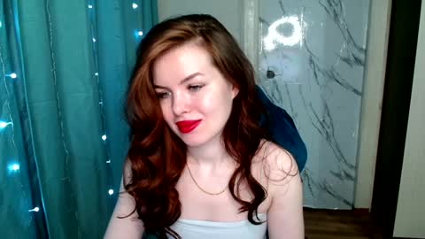 Snapshot of sweet__mooon chatting on 4, 1, 2025 sweet__mooon online show from 4, 1, 2025