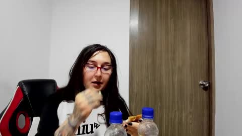 Snapshot of sweet__suck69bitch chatting on 20, 2, 2025 sweet__suck69bitch online show from 20, 2, 2025