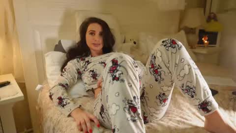 free  online show from 14, 12, 2025