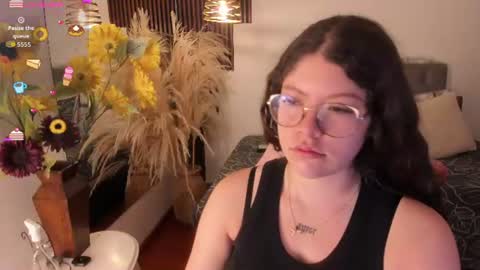 Snapshot of sweet_alicee__ chatting on 13, 6, 2026 Alice online show from 13, 6, 2026