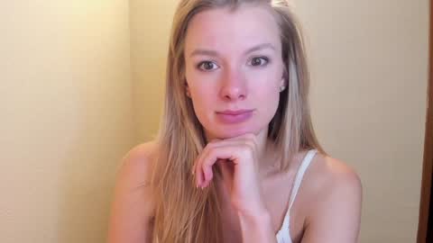 Snapshot of sweet_angel_a chatting on 27, 1, 2025 Ann - your sweet girl online show from 27, 1, 2025