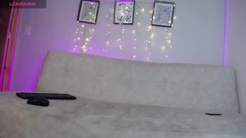 Bella Valery online show from 16, 3, 2026