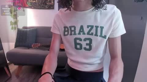 Snapshot of sweet_bunni chatting on 16, 12, 2024 bunni online show from 16, 12, 2024