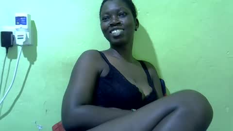 Snapshot of sweet_cherie1 chatting on 18, 6, 2026 sweet_cherie1 online show from 18, 6, 2026