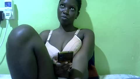 Snapshot of sweet_cherie1 chatting on 19, 6, 2026 sweet_cherie1 online show from 19, 6, 2026