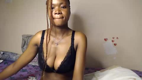 Snapshot of sweet_cheryl chatting on 29, 6, 2026 cheryl online show from 29, 6, 2026