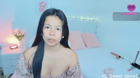 sweet_dania_ online show from 15, 9, 2025
