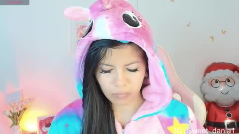 Snapshot of sweet_dania_ chatting on 19, 1, 2026 sweet_dania_ online show from 19, 1, 2026