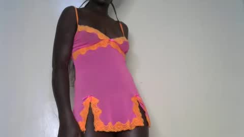 sweet_diva19 online show from 6, 3, 2025